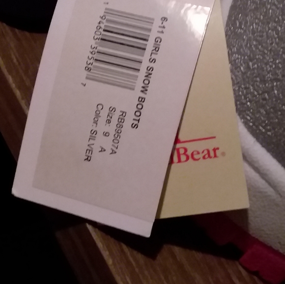 ⭐HP⭐ NWT Rugged Bear Silver Star Toddler Girls Boots - Picture 8 of 9